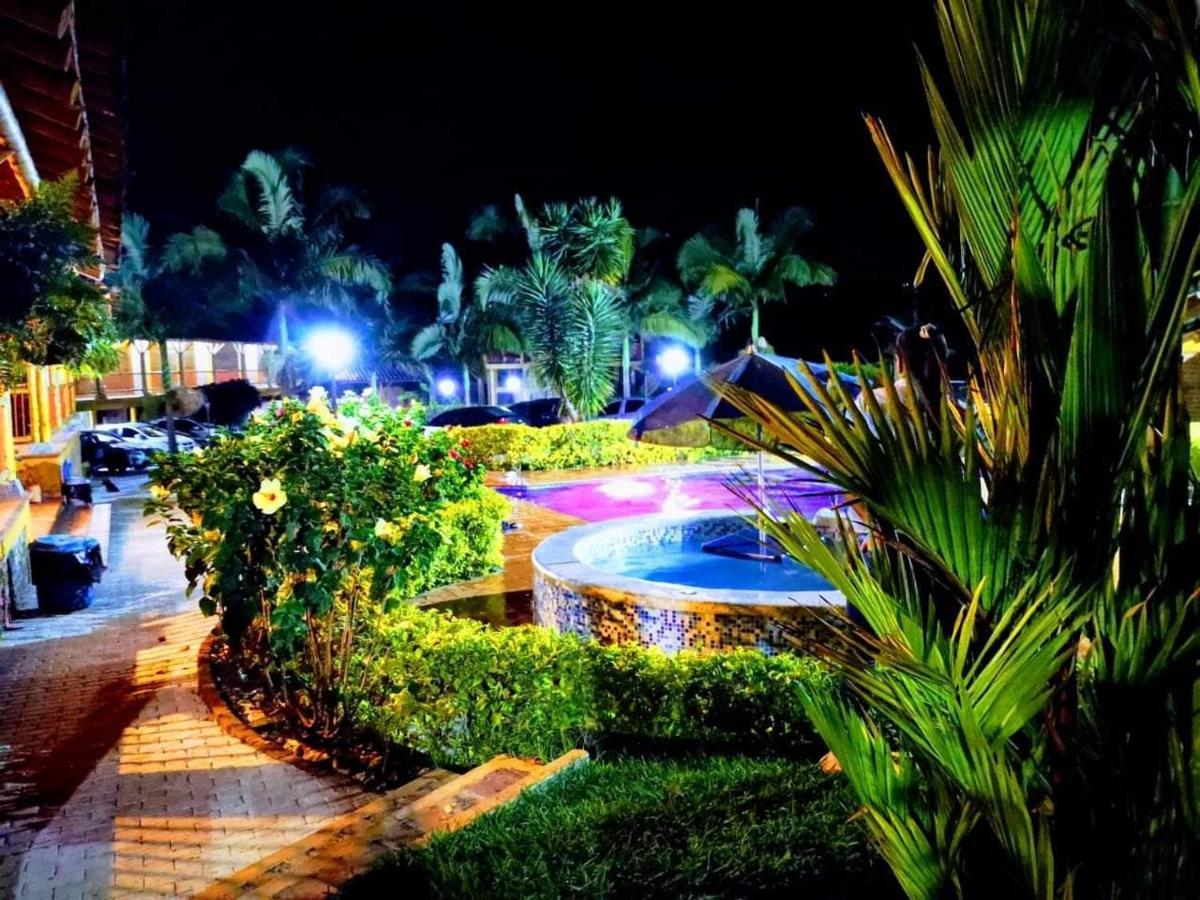 Finca Hotel El Diamante Calarcá Exterior foto